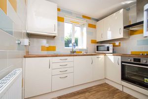 Photo 17- click for photo gallery